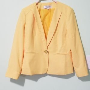 Yellow Women's Suit Jacket / Blazer Dressbarn sz 4